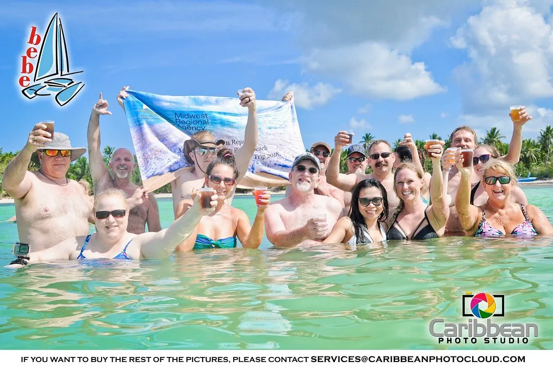 Bebé Catamarán · Aventura familiar perfecta en el mar Caribe