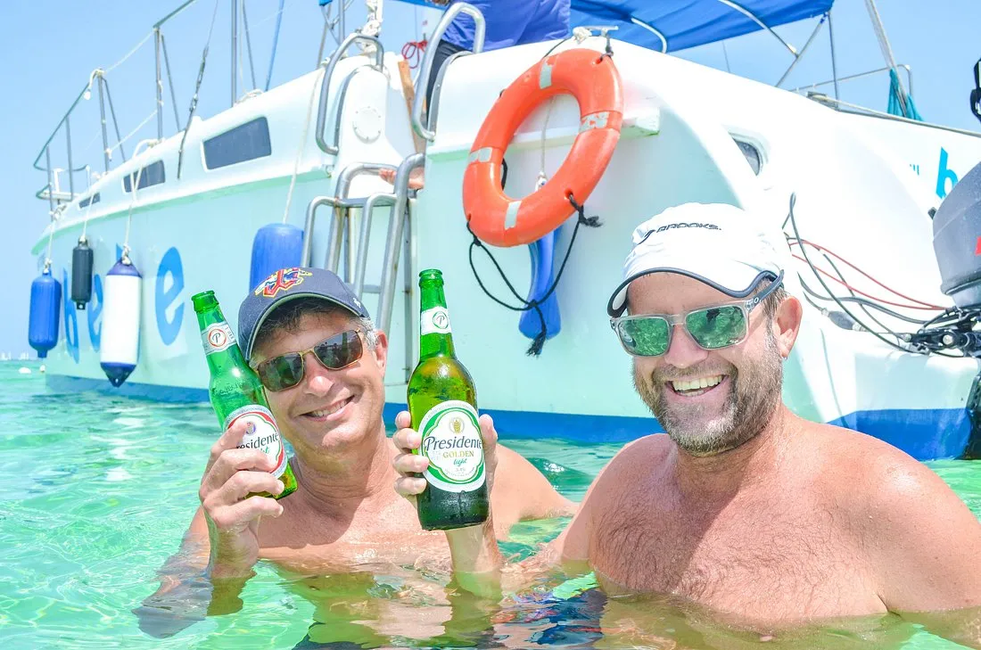 Bebé Catamarán · Aventura familiar perfecta en el mar Caribe