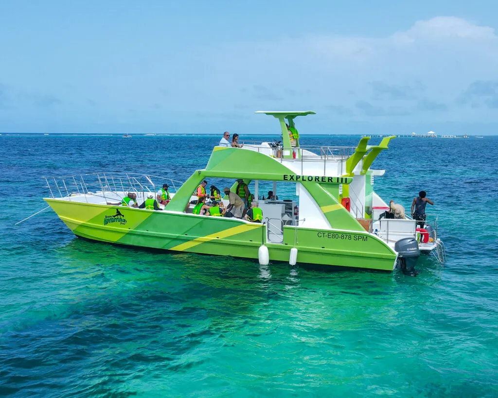 Catamaran Service (Explorer Adventure) en Bávaro Adventure Park