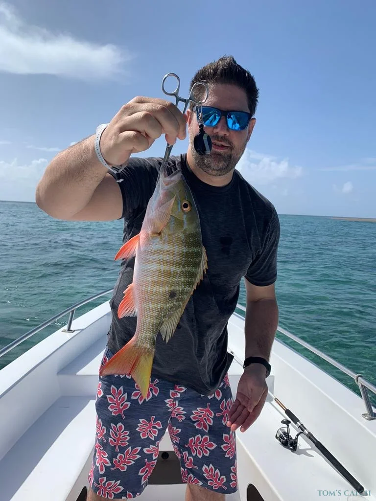 Pesca de Fondo - Aventura de pesca en aguas profundas