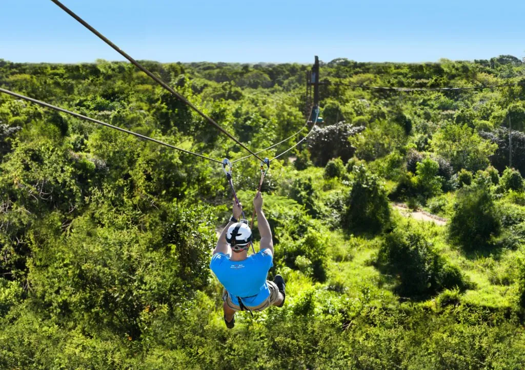 Zipline Mega Splash VIP en Bávaro Adventure Park