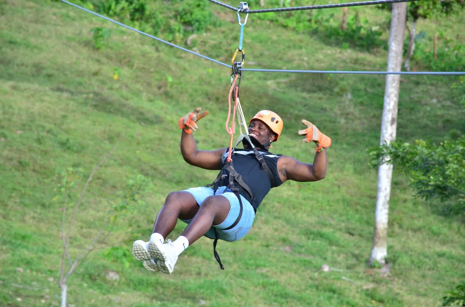 Zipline Punta Cana - Tirolesas sobre selva tropical