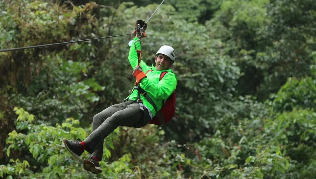 Zipline Punta Cana - Tirolesas sobre selva tropical